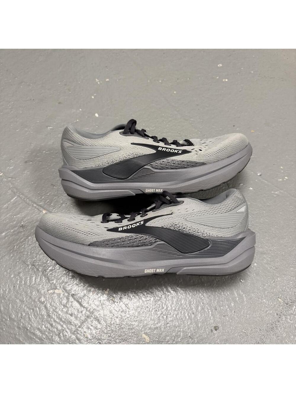 Brooks Ghost Max 3 Primer Gray/Ebony Running Shoes
